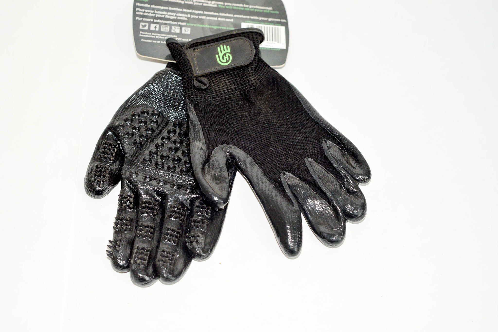 HandsOn® Grooming Gloves – Canterbury Tack & Apparel